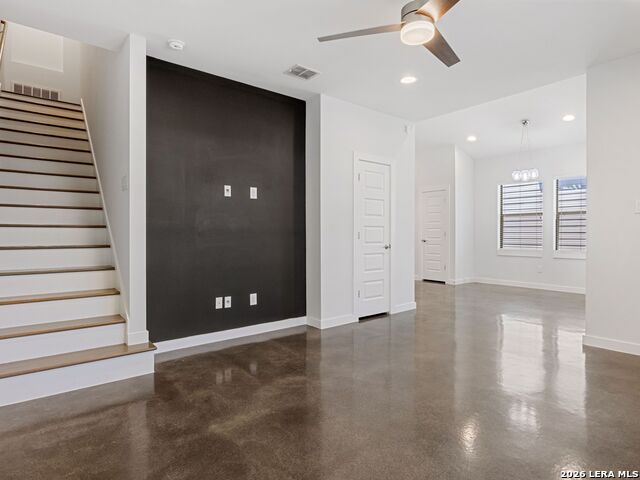 Image 13 of 42 For 1114 Olive St N