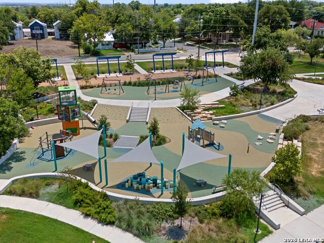 Image 41 of 42 For 1114 Olive St N