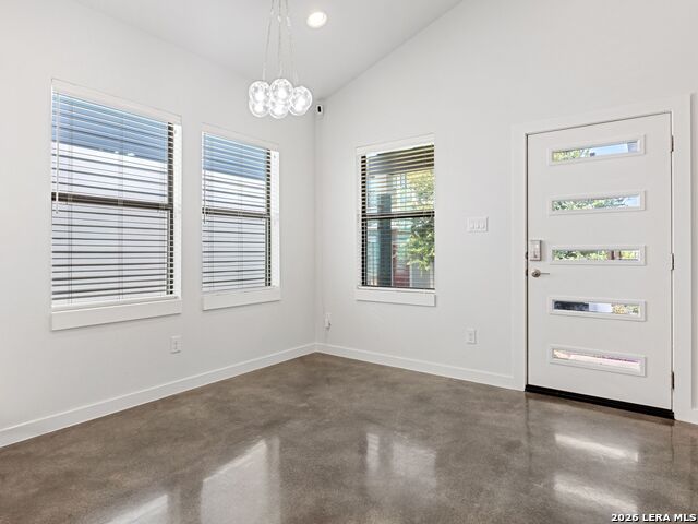 Image 5 of 42 For 1114 Olive St N