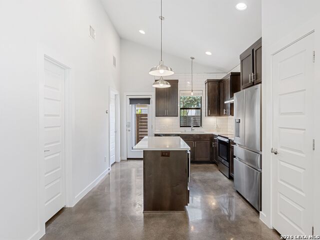 Image 6 of 42 For 1114 Olive St N