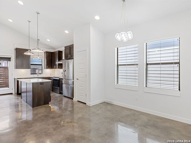 Image 7 of 42 For 1114 Olive St N