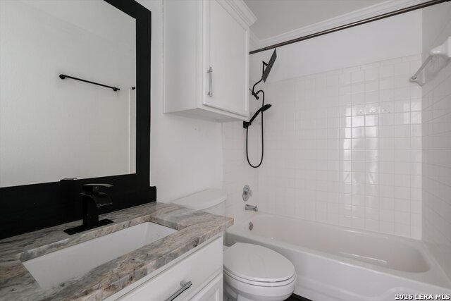 Image 19 of 27 For 7714 Crown Ledge