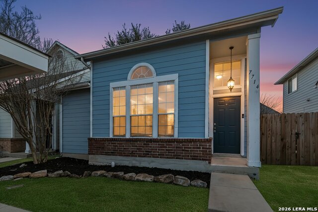 Image 2 of 27 For 7714 Crown Ledge