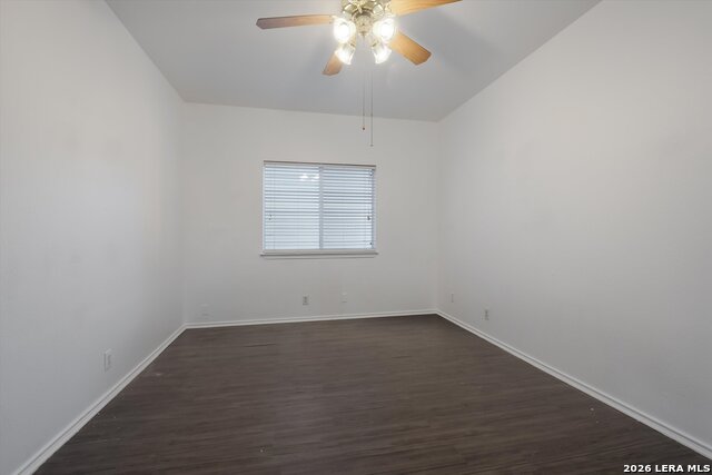 Image 23 of 27 For 7714 Crown Ledge