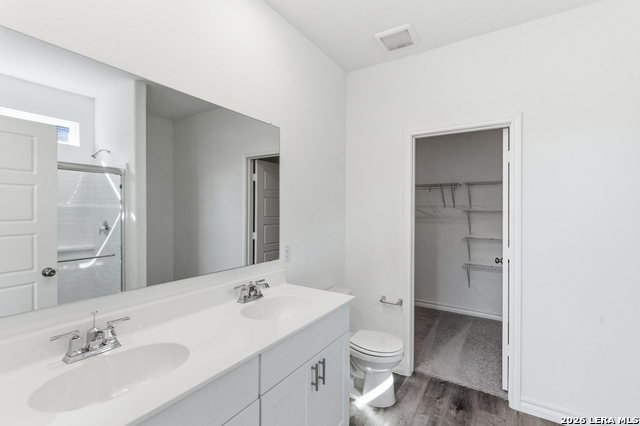 Image 18 of 24 For 11743 Anselmo