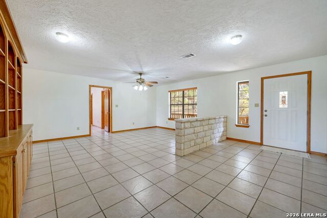 Image 14 of 27 For 6573 Ranch Road 165