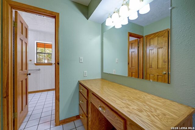 Image 16 of 27 For 6573 Ranch Road 165