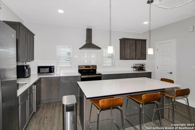 Image 19 of 35 For 302 Tendick  1103