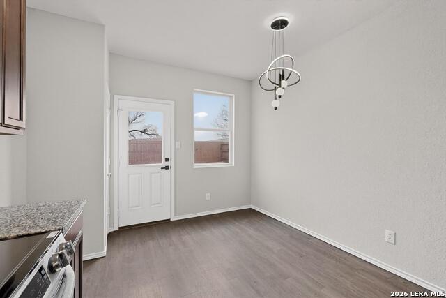 Image 14 of 41 For 10422 Green Lake