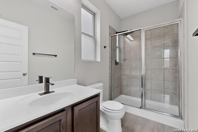 Image 23 of 41 For 10422 Green Lake