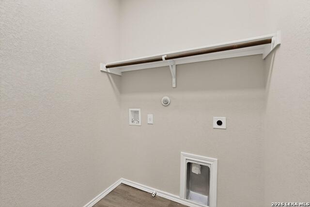 Image 37 of 41 For 10422 Green Lake