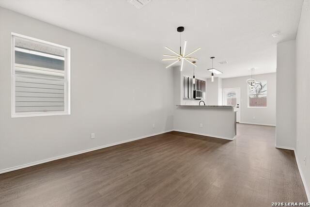 Image 6 of 41 For 10422 Green Lake