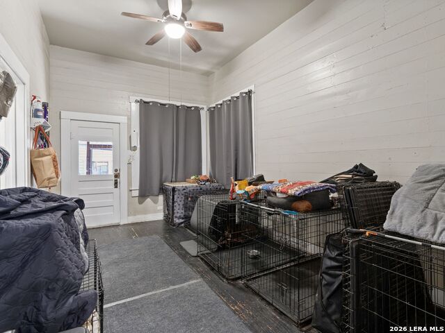 Image 14 of 25 For 412 Dallas Street