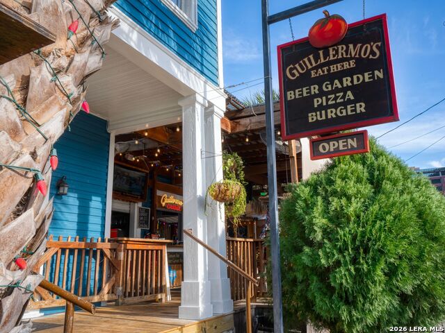 Image 19 of 25 For 412 Dallas Street