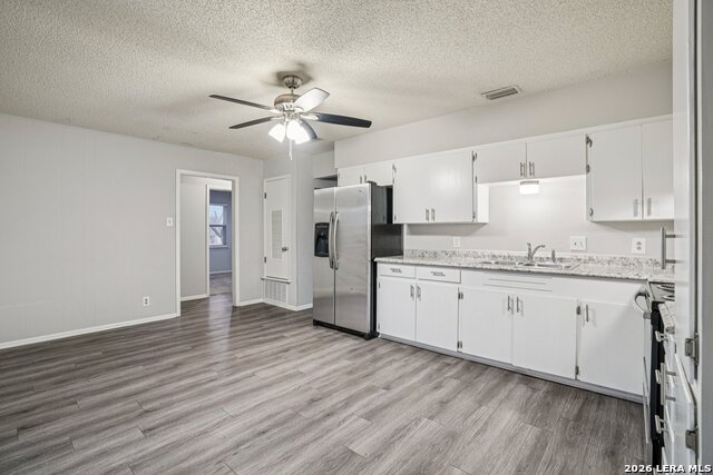 Image 12 of 37 For 318 Balboa Drive