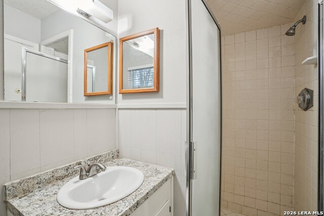 Image 29 of 37 For 318 Balboa Drive