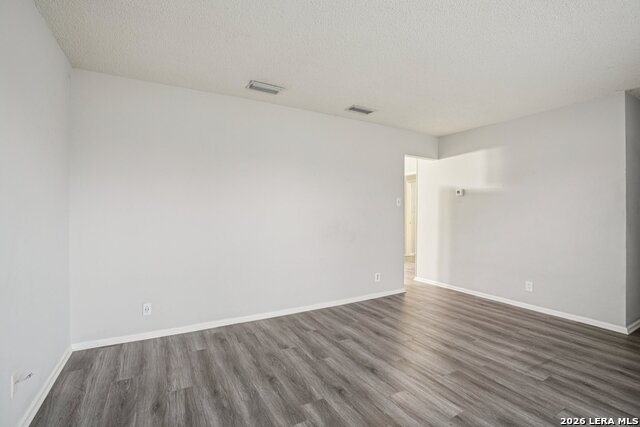 Image 7 of 37 For 318 Balboa Drive