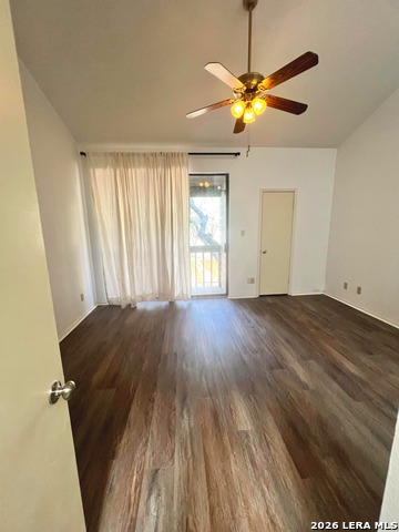 Image 9 of 11 For 11815 Vance Jackson  3107