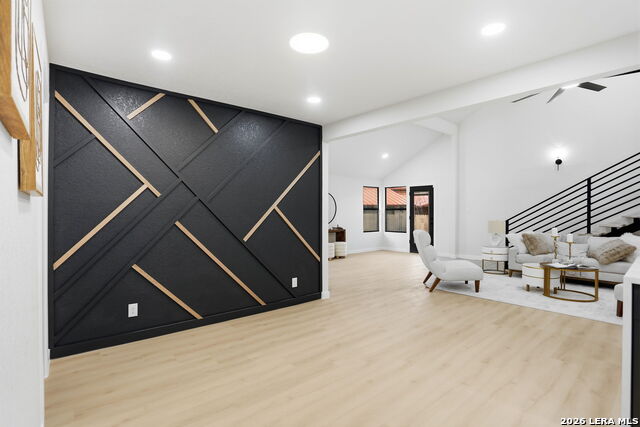 Image 17 of 49 For 13707 Bluffmont