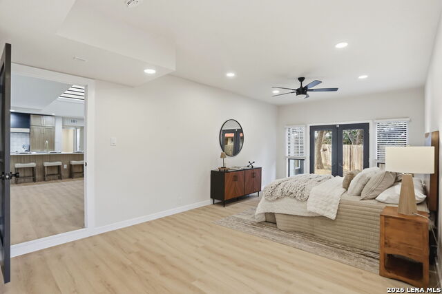 Image 22 of 49 For 13707 Bluffmont