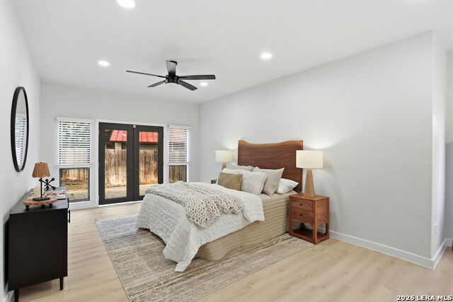 Image 23 of 49 For 13707 Bluffmont