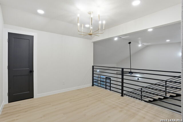 Image 34 of 49 For 13707 Bluffmont