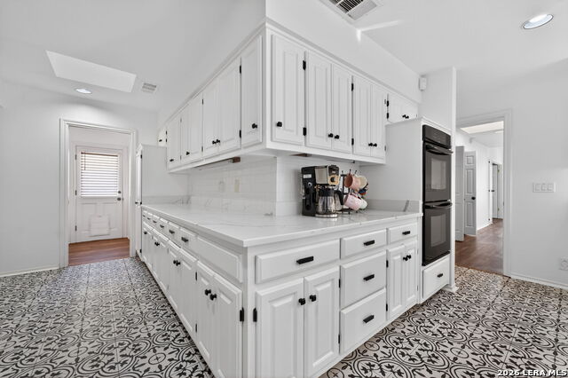 Image 20 of 47 For 6003 Brook Falls