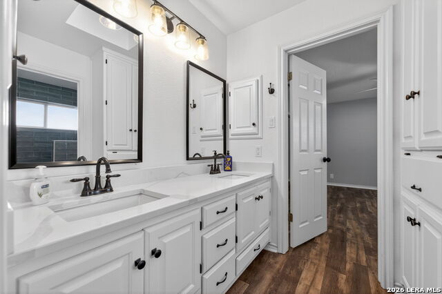 Image 34 of 47 For 6003 Brook Falls