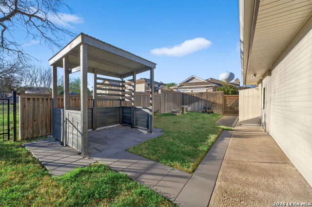 Image 39 of 47 For 6003 Brook Falls