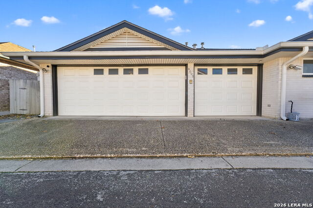 Image 42 of 47 For 6003 Brook Falls