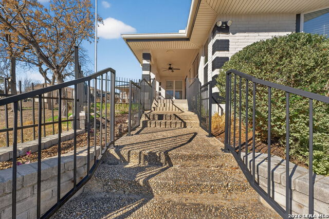 Image 5 of 47 For 6003 Brook Falls