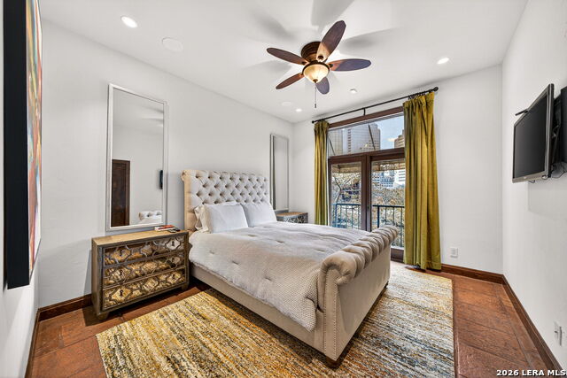 Image 11 of 24 For 1022 Navarro  404