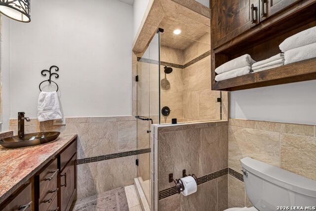 Image 16 of 24 For 1022 Navarro  404