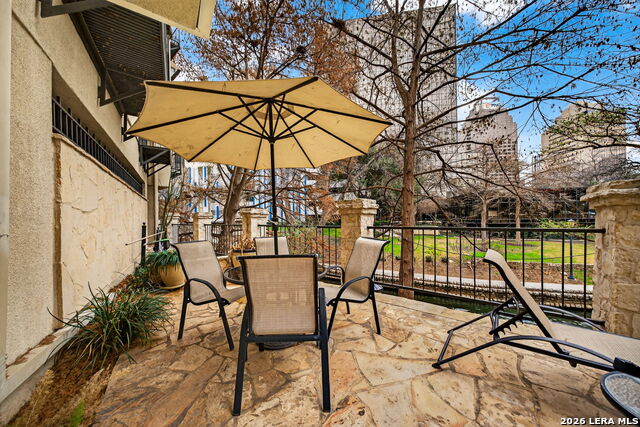 Image 22 of 24 For 1022 Navarro  404