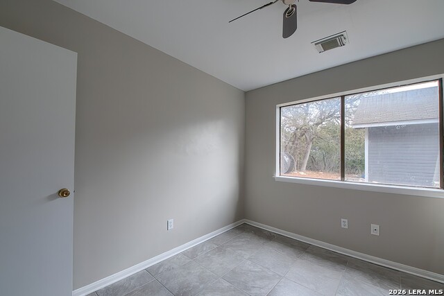 Image 12 of 39 For 32054 Oak Ridge Pkwy