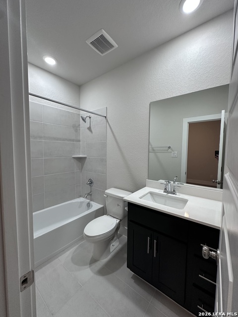 Image 22 of 25 For 18411 Rhone River Dr