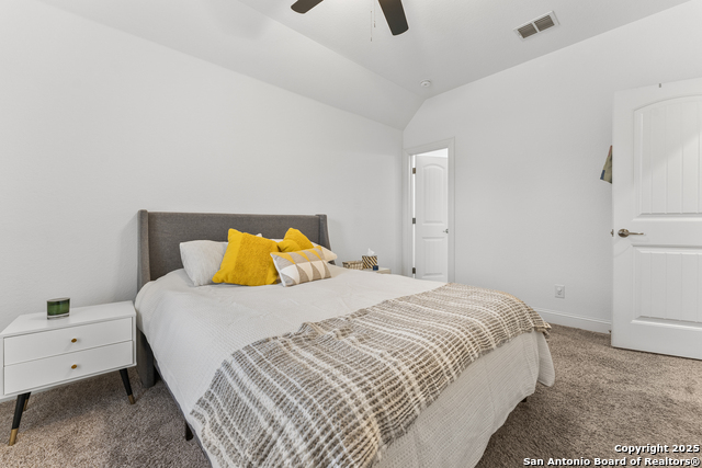 Image 35 of 56 For 28719 Howards Bull