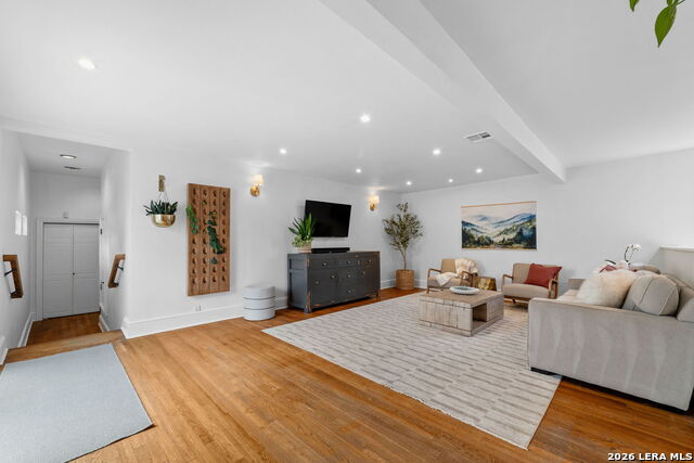 Image 10 of 32 For 220 Argo  