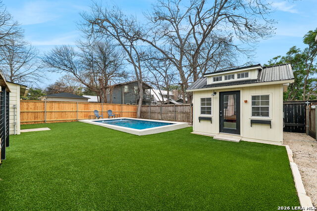 Image 20 of 32 For 220 Argo  