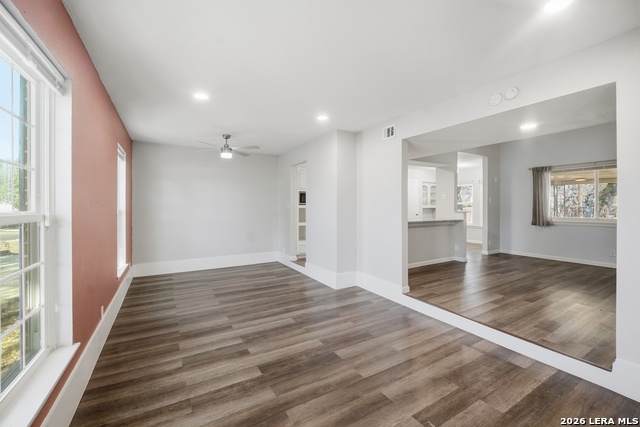 Image 3 of 16 For 10606 Millspring