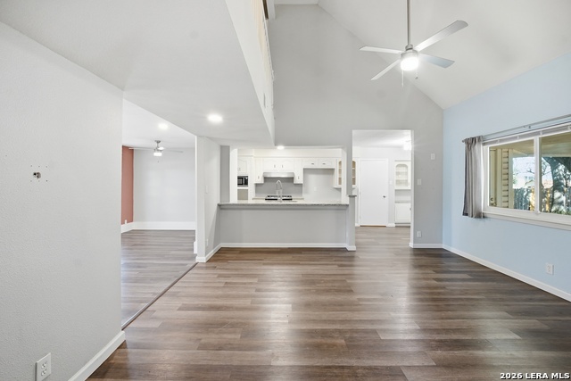 Image 5 of 16 For 10606 Millspring