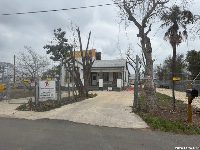 Image 2 of 21 For 178 Garner  