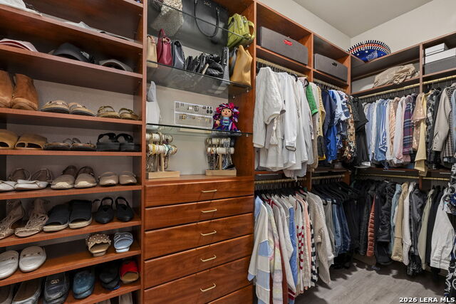 Image 27 of 59 For 3230 Roan Way