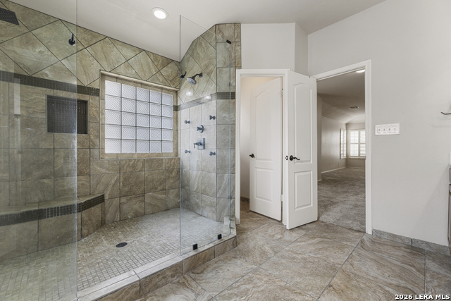 Image 22 of 36 For 15042 Stonetower