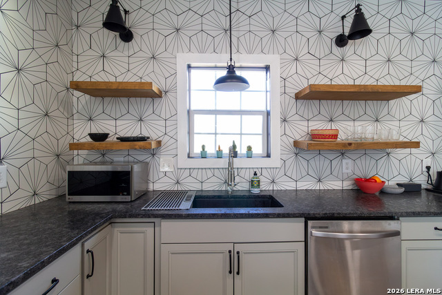 Image 4 of 30 For 139 Palo Blanco