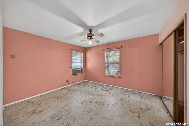 Image 16 of 27 For 155 Seacomber Pl