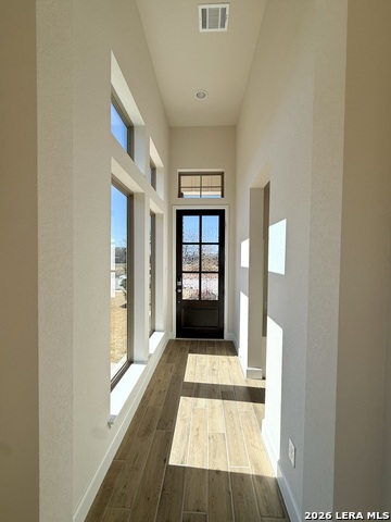 Image 14 of 35 For 431 Alexander