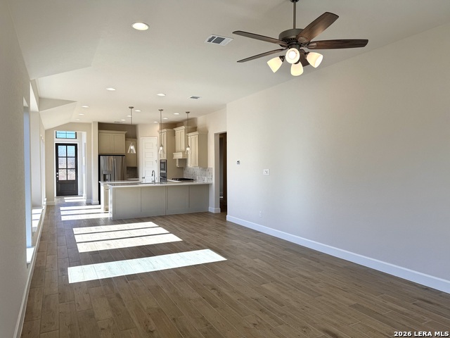 Image 16 of 35 For 431 Alexander