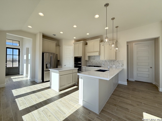 Image 9 of 35 For 431 Alexander