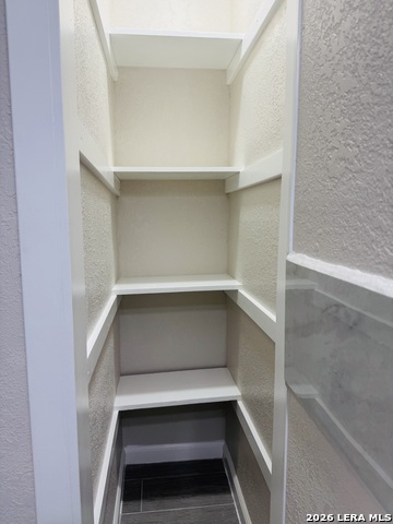 Image 23 of 46 For 634 San Joaquin N